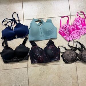 32D Victoria’s Secret bra bundle